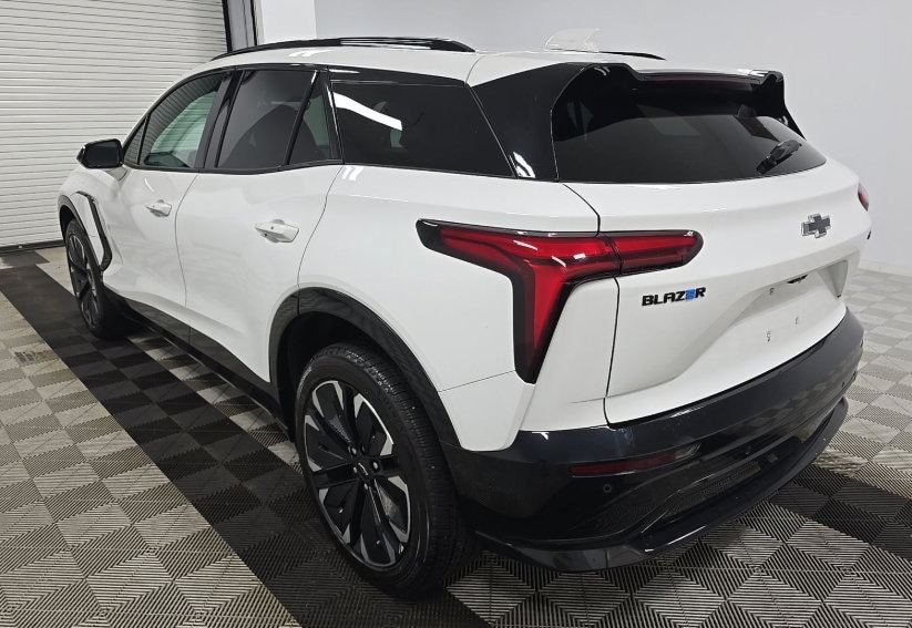 chevrolet blazer ev 2024 3GNKDCRJ0RS132084 image chevrolet blazer ev 2024 3GNKDCRJ0RS132084 image